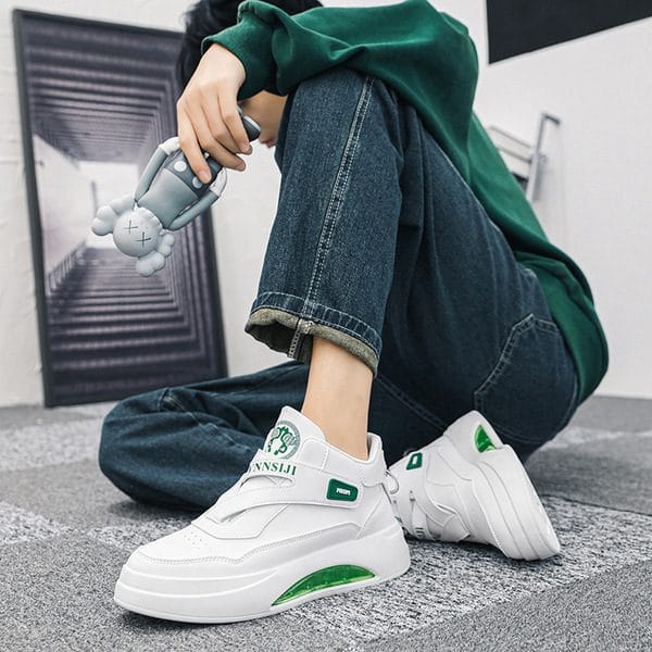 White Sneakers Men's Shoes Sports Trendy Versatile Spring Student Men's Shoes 2025 - Image 2